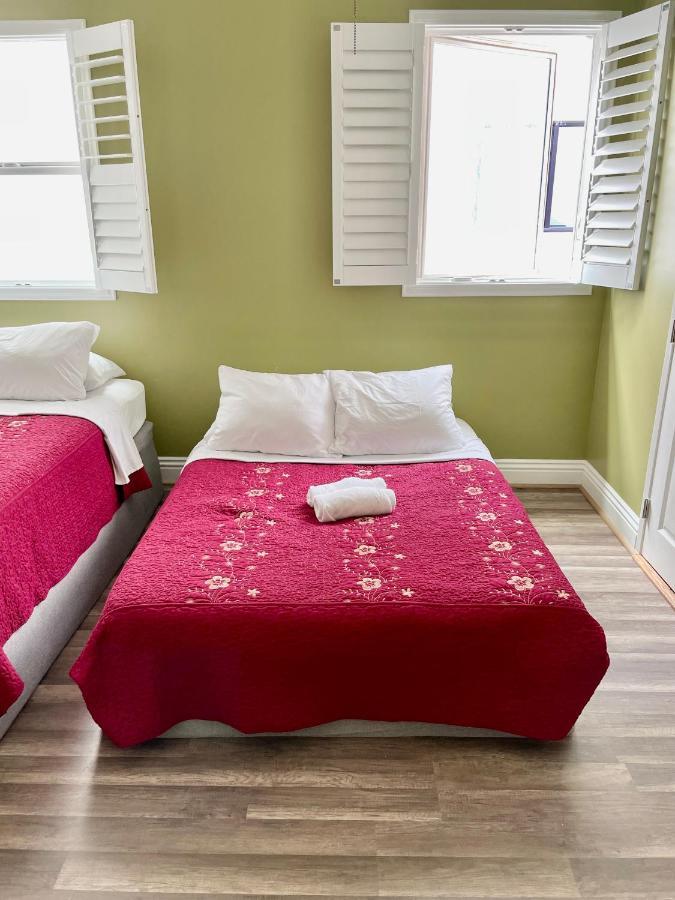 Private Large La Bedroom W Private Full Bathroom Or Half-bathroom - Tv - Ac - Wifi - Private Fridge Near Usc - Exposition Park - Usc Memorial Coliseum - Banc Of California Bmo Stadium - Downtown Angeles Dtla - Of Southern California Us Accommodatie bij particulieren *