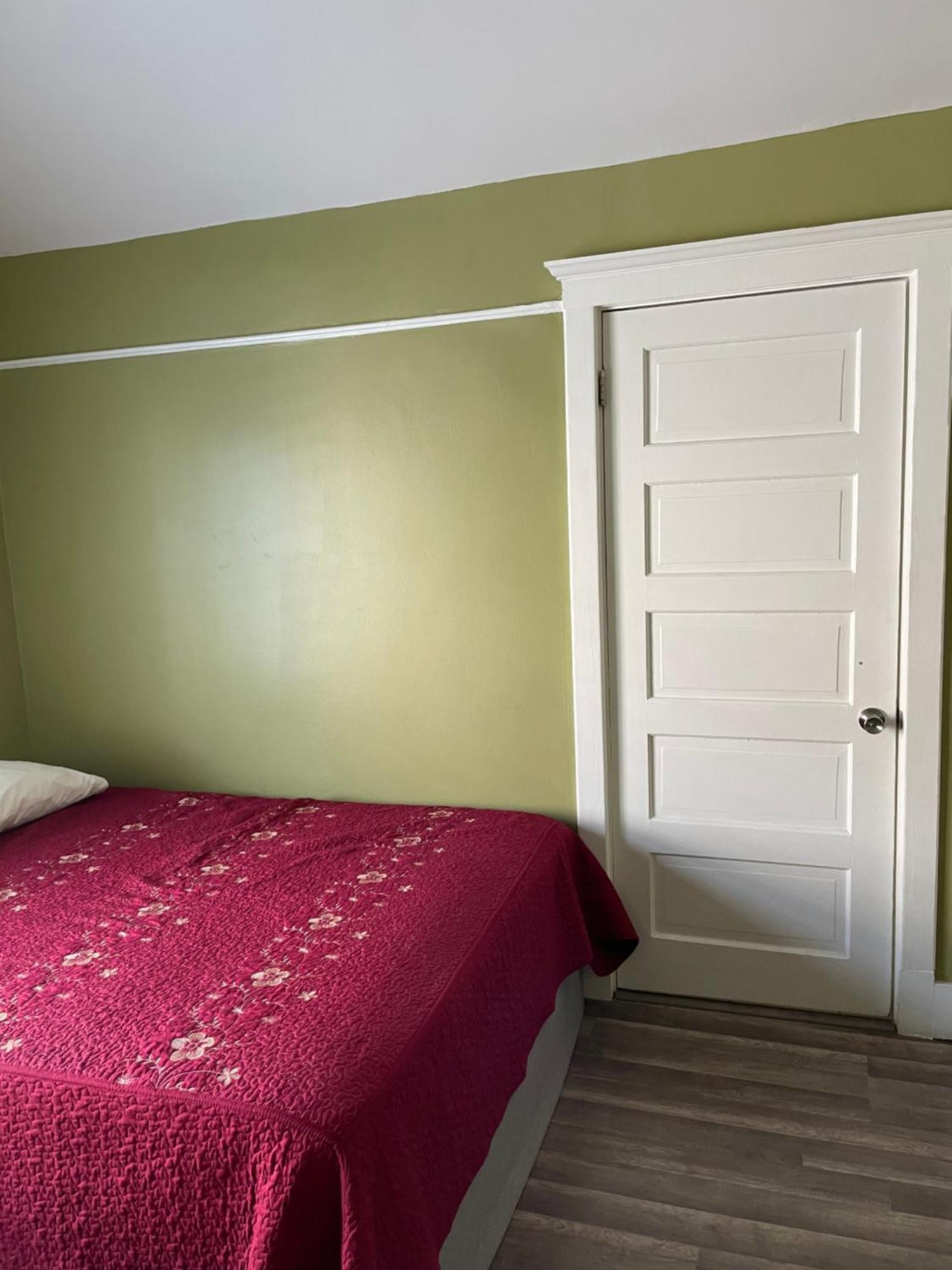 Accommodatie bij particulieren Private Large La Bedroom W Private Full Bathroom Or Half-bathroom - Tv - Ac - Wifi - Private Fridge Near Usc - Exposition Park - Usc Memorial Coliseum - Banc Of California Bmo Stadium - Downtown Angeles Dtla - Of Southern California Us